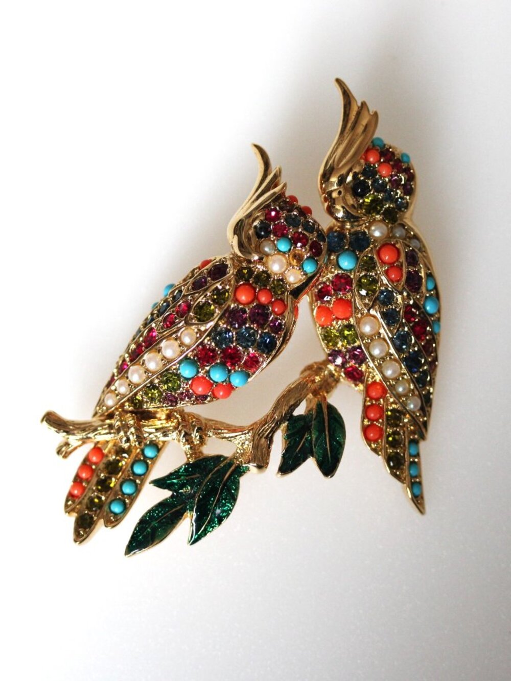 1980-S VINTAGE D'ORLAN “BURIED TREASURE”COCKATIEL LOVEBIRDS BROOCH